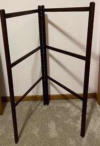 lot 189 image: Vintage Folding Wood Hanging Rack