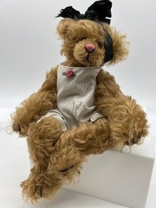 lot 208 image: Barbara Ferrier SILLY SALLY Jointed Signed Artisan Mohair Bear