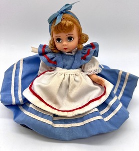 lot 246 image: Vintage Madame Alexander ALICE IN WONDERLAND & CONGRATULATIONS MAGGIE MIX UP Dolls