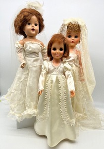 lot 277 image: Here Comes the Brides  Vintage Bridal Trio including Ideal Beautiful Chrissy