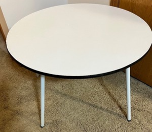 lot 74A image: Vintage Childs Steel Folding Chairs and Childs Folding Table