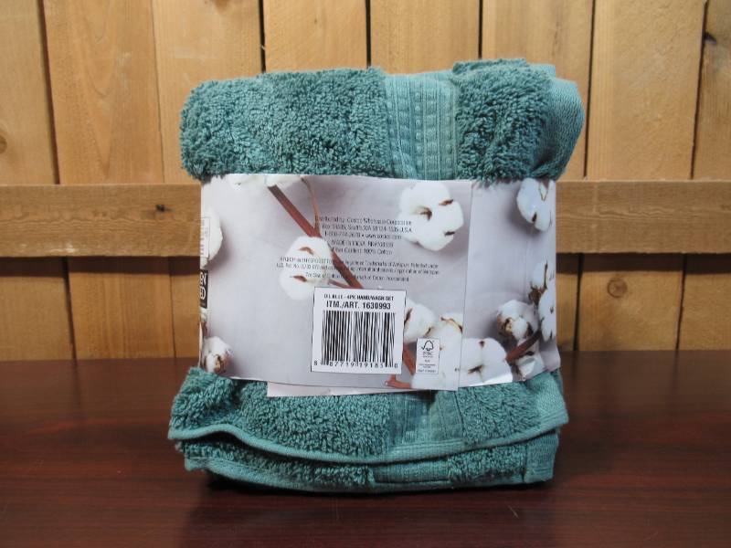 4 Purely Indulgent 100% Egyptian Cotton Towel Set hand and