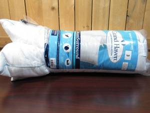 lot 3 image: Allied Home Grand Haven DownFeather pillow-StandardQueen-2 Pack