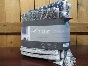lot 54 image: Boho Luxury 2 Hand Towel & 2 Wash Cloth Set