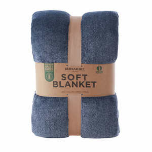 lot 2 image: Berkshire Life Soft Blanket