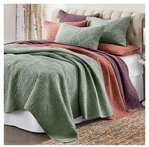 lot 185 image: Delsin Oversized Quilt - FullQueen - Daffodil (yellow) Color