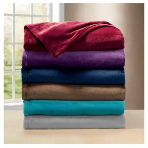 lot 195 image: Microplush Fleece Blanket - FullQueen - Wine