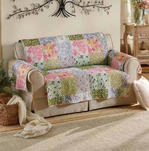 lot 39 image: Cottage Furniture Protector - Sofa - 110 x 71 12