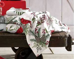 lot 204 image: Cardinal Cotton Flannel Sheet Set - Queen