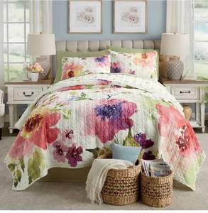 lot 59 image: Evelyn Oversized Quilt - FullQueen 90 x 96