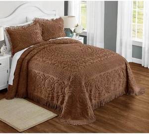 lot 61 image: Emily Chenille Bedspread - Cal King - Chocolate