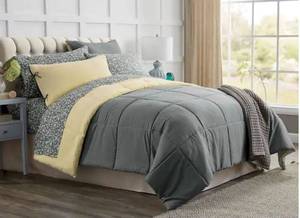 lot 68 image: Color Connection Reversible Down-Alternative Comforter - King Size - GreyButter Color