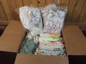 lot 129 image: Lot of 8 sets of Floral Shams