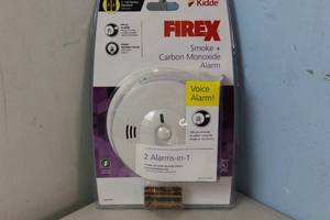 lot 23 image: NEW - Kidde Battery Operated SmokeCO Alarm (KN-COSM-BA) 047871097753 MSRP $49.97