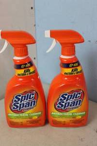 lot 143 image: 2 Bottles of Spic & Span