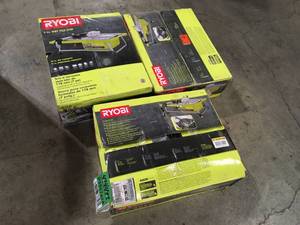 lot 31 image: Lot of Assorted Ryobi Tile Saws Customer Returns See Pictures