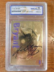 lot 3 image: WGC Gem Mint 10 1997 Skybox Z Force Kobe Bryant Purple Signature Series