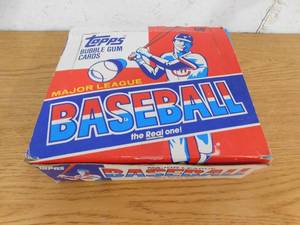 lot 193 image: 1988 Topps Baseball Cello Pack Wax Box 24 Packs