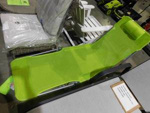 2 Outdoor lay down patio chairs - Lime Green