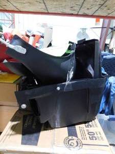 John Deere 48 in. Twin Bagger for 100 Series Tractors