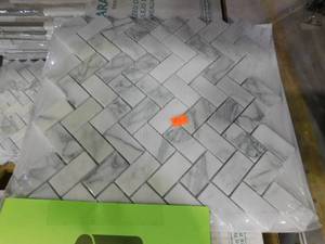 (6) - Calacatta Cressa Herringbone 12 in. X 12 in. X 10 Mm Honed Marble Mesh-Mounted Mosaic Tile