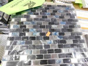 (40) MSI Midnight Pearl 12.2 in. x 11.61 in. Mixed Glass Wall Tile (1 sq. ft.Each)