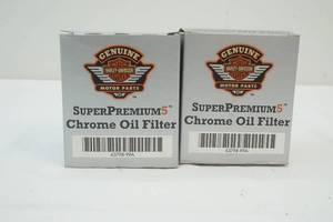 lot 4 image: Chrome Oil Filter