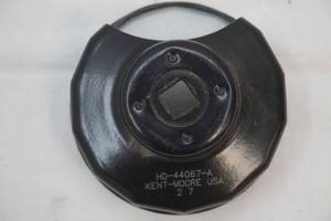 lot 6 image: Oil Filter Wrench