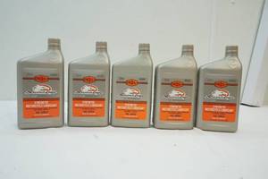 lot 11 image: Lubricant