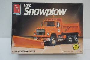 lot 19 image: Ford Snowplow
