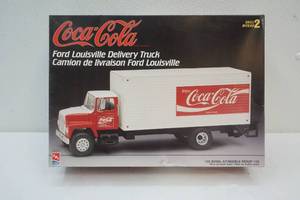 lot 23 image: Coca-Cola Truck