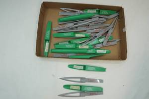 lot 65 image: Vintage Lawn and Garden Tools