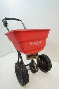 lot 93 image: SeederSpreader