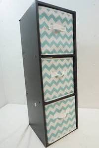 lot 95 image: 3 Drawer Storage Bin