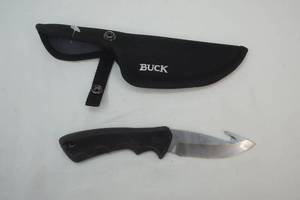 lot 112 image: Buck Knife