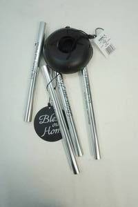 lot 118 image: Wind Chimes