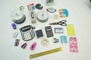 lot 134 image: Office Supplies