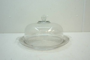lot 159 image: Glass Cake Cover