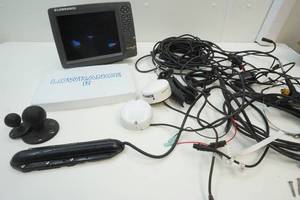 lot 160 image: Lowrance Fish Finder