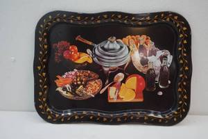 lot 207 image: Vintage coca cola tray