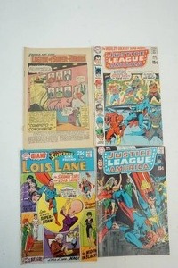 lot 253 image: Comics