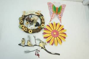 lot 284 image: outdoor metal art