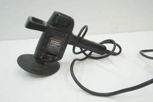 lot 302 image: Black and Decker Sanderpolisher