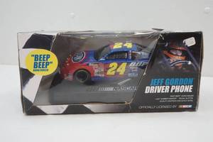 lot 331 image: Jeff Gordon phone