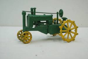 lot 338 image: vintage tractor