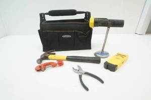lot 341 image: tool bag