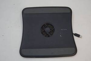 lot 372 image: laptop fan