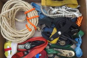 lot 380 image: tie down straps