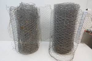 lot 434 image: chicken fencing