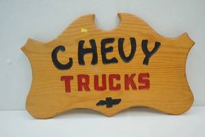 lot 426 image: wood sign